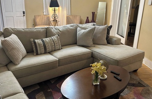Esplanade Ridge Casa | Charming 2-bedroom house with WiFi, in New Orleans