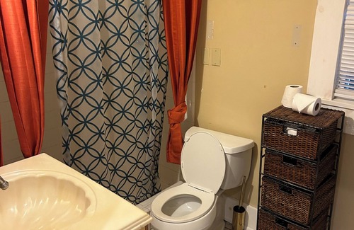 Esplanade Ridge Casa | Charming 2-bedroom house with WiFi, in New Orleans