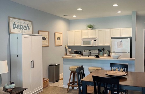 Sea Trail Condominio | Charming 2-bedroom condo with Wi-Fi in tranquil Sunset Beach on Golf Course.