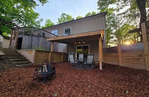Williamsburg Casa | Charming 2-bedroom 1,200 sqft Countryside Suite, sleeps 9.