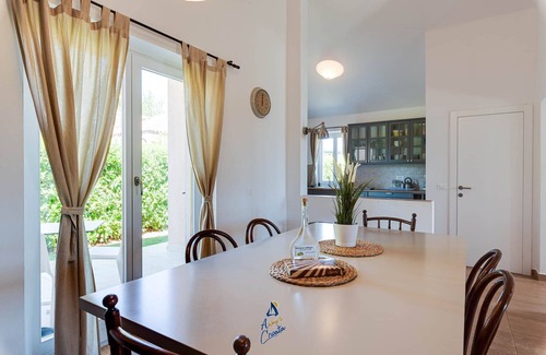 Farini Villa | Encantadora villa de 2 dormitorios con piscina privada climatizada