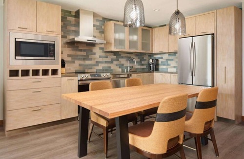 Kihei Villa | Charming 2-bedroom Villa in Kihei with fitness room, AC, WiFi, Brand new Place.
