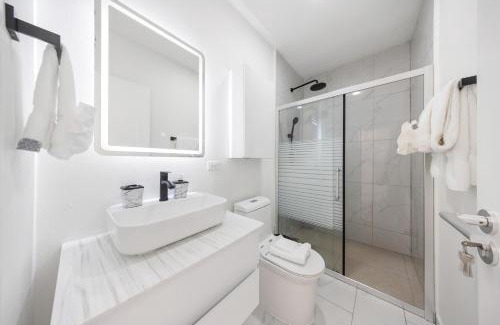 Ponton Apartamento | Charming 2 BR Oasis in Oranjestad by Bocobay