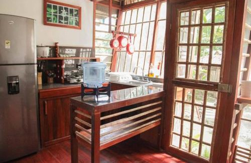 Chiguata Apartamento | Charming 2-Person Apartment in Playa Chiquita, Puerto Viejo