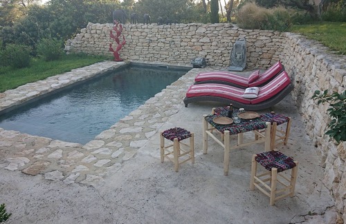 Cavaillon Casa | Charming 2-person gite with pool between Luberon and Alpilles