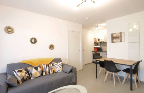 Le Bourget-du-Lac Apartamento | Charming 2 room apartment 300m walk from Lac du Bourget!