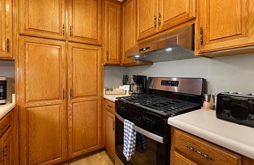 La Mesa Apartamento | Charming 2 Room La Mesa Casita w/Pool, BBQ & Yard