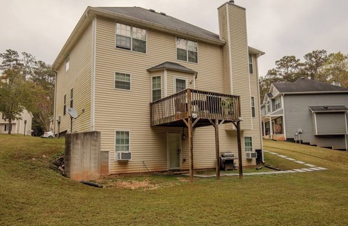 Union City Casa | Charming 2BD/1BTH Home Near Atlanta Airport