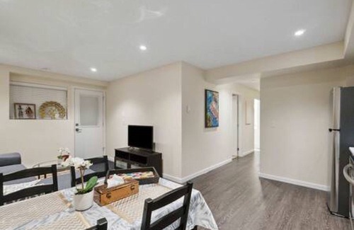 Surrey Casa | Charming 2BD Basement Suite, Surrey!