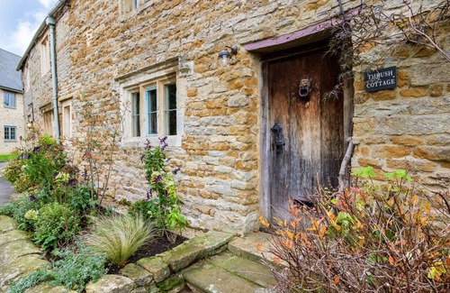 Kingham Casa | Charming 2BD Cottage in the Heart of Kingham
