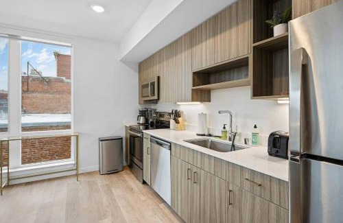 Riverside Apartamento | Charming 2bd2ba Apt Near Dt-petfriendlywifi