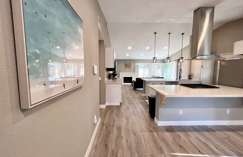 Ontario Casa | Charming 2bed 1bath Private pool self check-in Medical Center Downtwon Disney