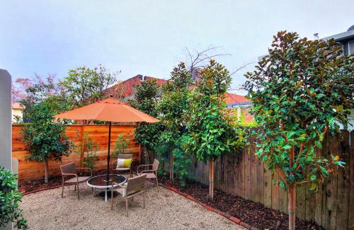 Downtown Sacramento Apartamento | Charming 2Bed French Colonial Apartment in Desirable Midtown Sacramento