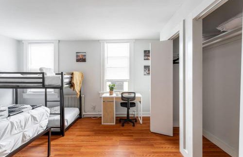 Constable Hook Apartamento | Charming 2BR 1BA Apartment Near NYC Airport
