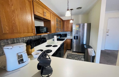 Elkins Park Apartamento | Charming 2BR 2B in Elkins Park