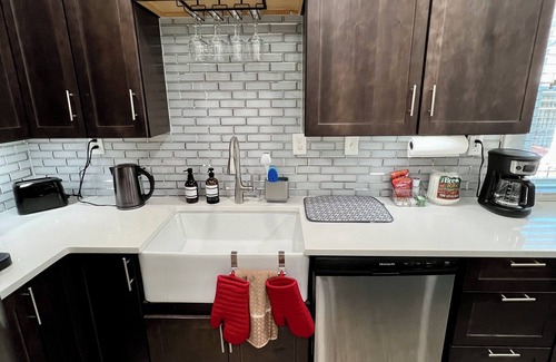 Sylvan Hills Casa | Charming 2BR/2BA 10min DT/Airport by LSP Homes