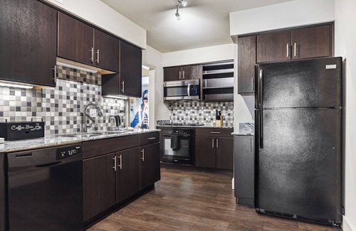 The Galleria Apartamento | Charming 2BR 2BA Galleria Apartment Unit 223