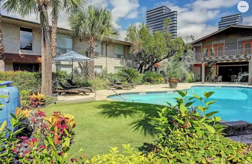 The Galleria Apartamento | Charming 2BR 2BA Galleria Apartment Unit 223