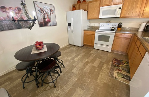 Dunedin Casa | Charming 2BR/2BA Rental in The Villages: Relax in Style in Dunedin