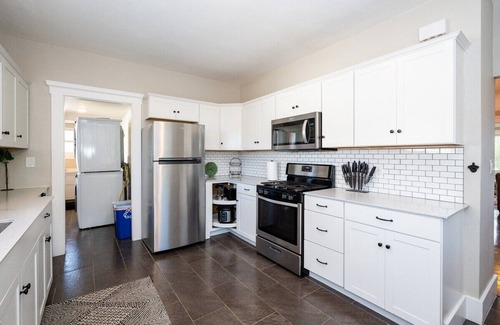 Salinas Casa | Charming 2BR Cottage Fully Equipped near MRY