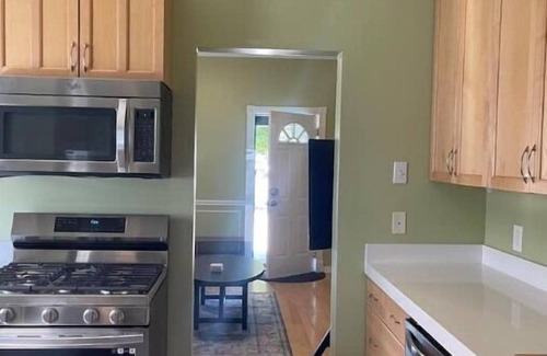 East Central Casa | Charming 2BR Near Trolley Square