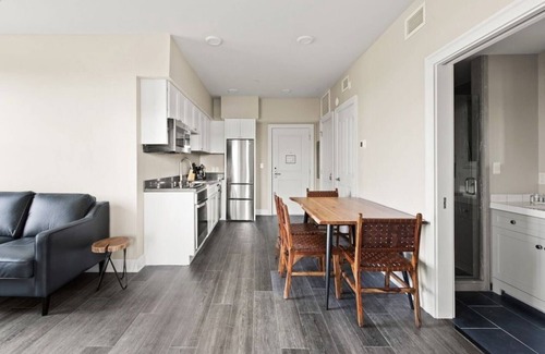 New Orleans Hotel | Charming 2BR Oasis Close to New Orleans Hotspots