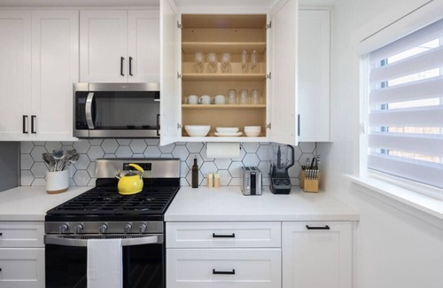 Grant Hill Casa | Charming 2BR Oasis w/ Fire Pit & BBQ, Downtown SD