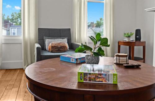 Shelby Park Apartamento | Charming 2nd-Floor Flat 3BR 2BA Free Parking