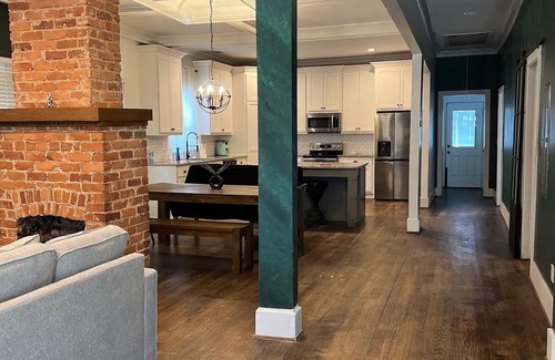 West End Casa | Charming 3/2 minutes from downtown and all of Atlanta attractions