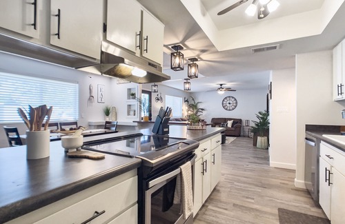 Pointe Scottsdale Casa | Charming 3 bd/2ba home - KING bed w/ non heated POOL near Old Town Scottsdale!