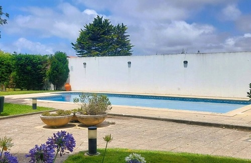 Gulpilhares Apartamento | Charming 3-bedroom apartment in delightful Miramar, with shared pool