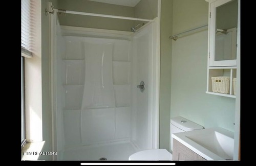 Sevier County Casa | Charming 3-bedroom house with AC and WiFi 20 minutes form Sevierville