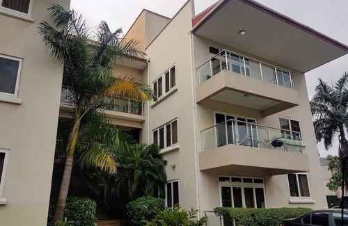Greenhill Apartamento | Charming 3-bed Apartment Airport Residential Accra
