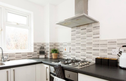 Edwalton Casa | Charming 3 Bed home | Driveway Parking and Wi-Fi