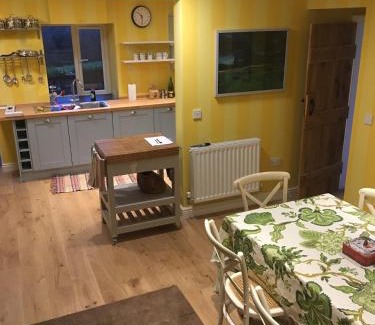 Abergele Casa | Charming 3-Bed House in Abergele Wales UK