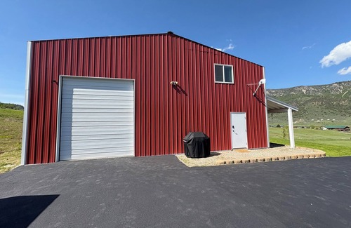 Lava Hot Springs Casa | Charming 3-bedroom barn with AC, WiFi in delightful Lava Hot Springs