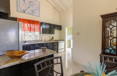 Greenwich Park Casa | Charming 3-bed Villa in St Ann bay nr Cove Beach!