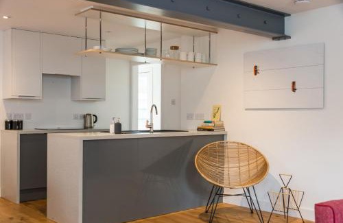 Gifford Casa | Charming 3 Bed Village Green Cottage East Lothian