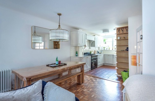 Mortlake Casa | Charming 3-Bedroom House in Richmond