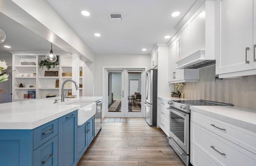 Tarpon River Casa | Charming 3-bedroom house with hot tub near Las Olas