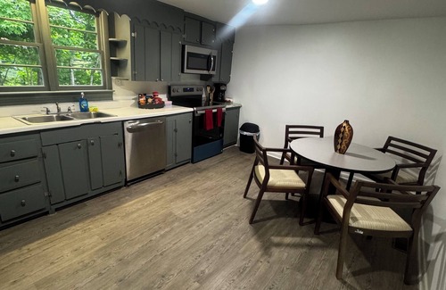 Millersville Casa | Charming 3-bedroom house with WiFi and AC in welcoming Nashville