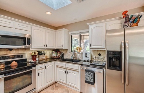 Horseshoe Bay West Casa | Charming 3-bedroom house in brilliant Horseshoe Bay West on RamRock Golf Course
