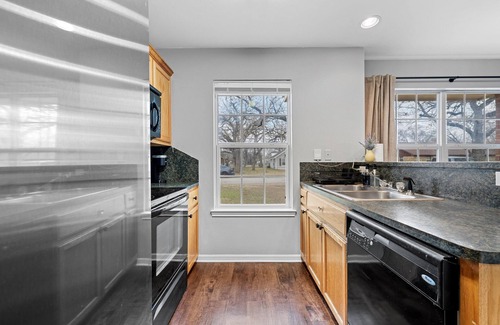 Lacy-Lakeview Casa | Charming 3-bedroom home in Waco!