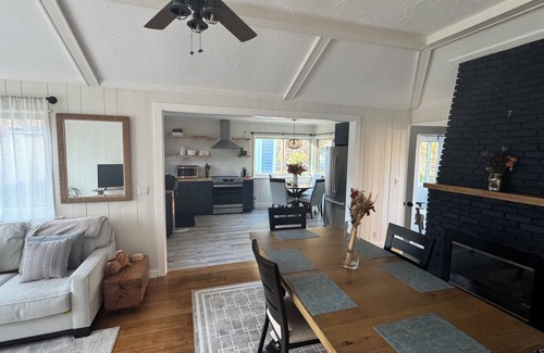 Putnam Valley Casa | Charming 3-bedroom lake house with WiFi, AC in scenic Putnam Valley