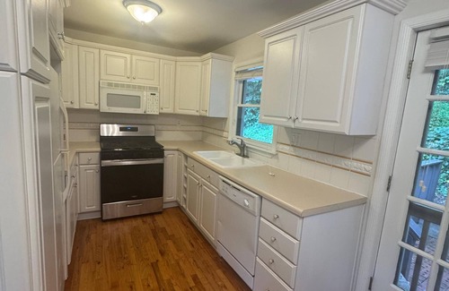 Loring Heights Casa | Charming 3-Bedroom Atlanta Retreat Near Midtown