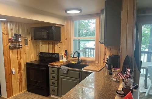 Bone Lake Cabina | Charming 3-bedroom cabin in enchanting Frederic, WI 1.5 hr from TC with AC WiFi