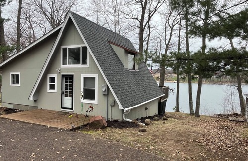 Bone Lake Cabina | Charming 3-bedroom cabin in enchanting Frederic, WI 1.5 hr from TC with AC WiFi
