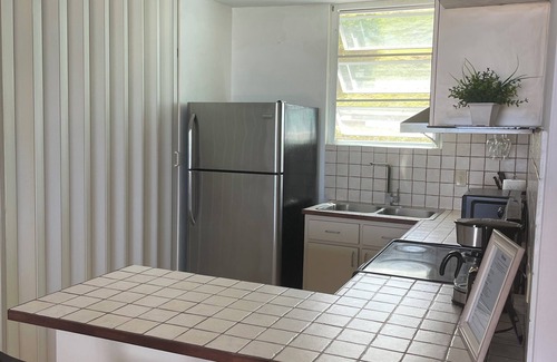 Maunabo Condominio | Charming 3-bedroom condo with oceans views