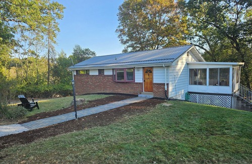 Mars Casa | Charming 3-bedroom cottage in peaceful Mars setting
