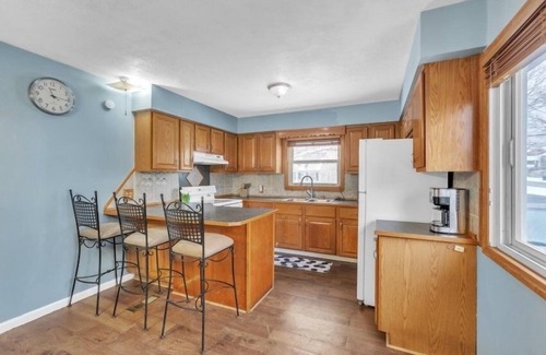 Wyoming Casa | Charming 3-bedroom country house in serene Wyoming with AC, WiFi